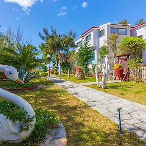 Galazia Akti Seaside , Νικήτη Ελλάδα