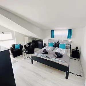 https://tramini-apartmanok.egerhotels.net