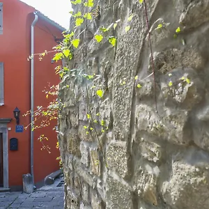 https://karla-apartment.in-istria.net